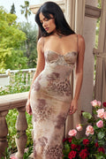 Vayla – Figure-hugging dress with textured print